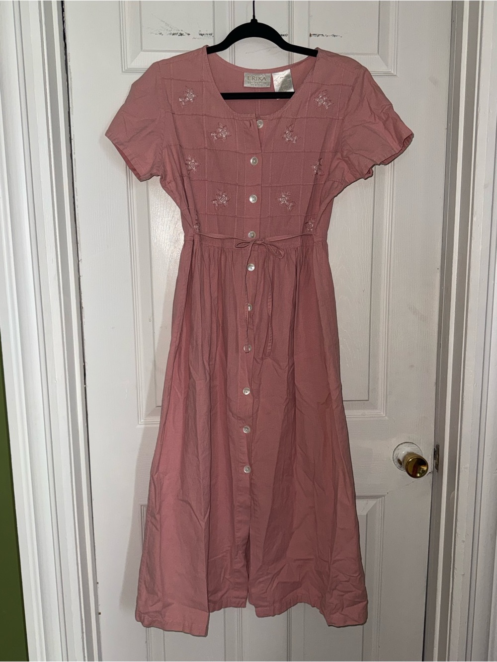 Vintage Erika Dusty Rose Button-Front Midi Dress with Tie Waist